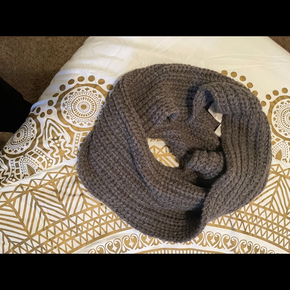 NWOT!! Coach chunky twisted cowl - Picture 2 of 4